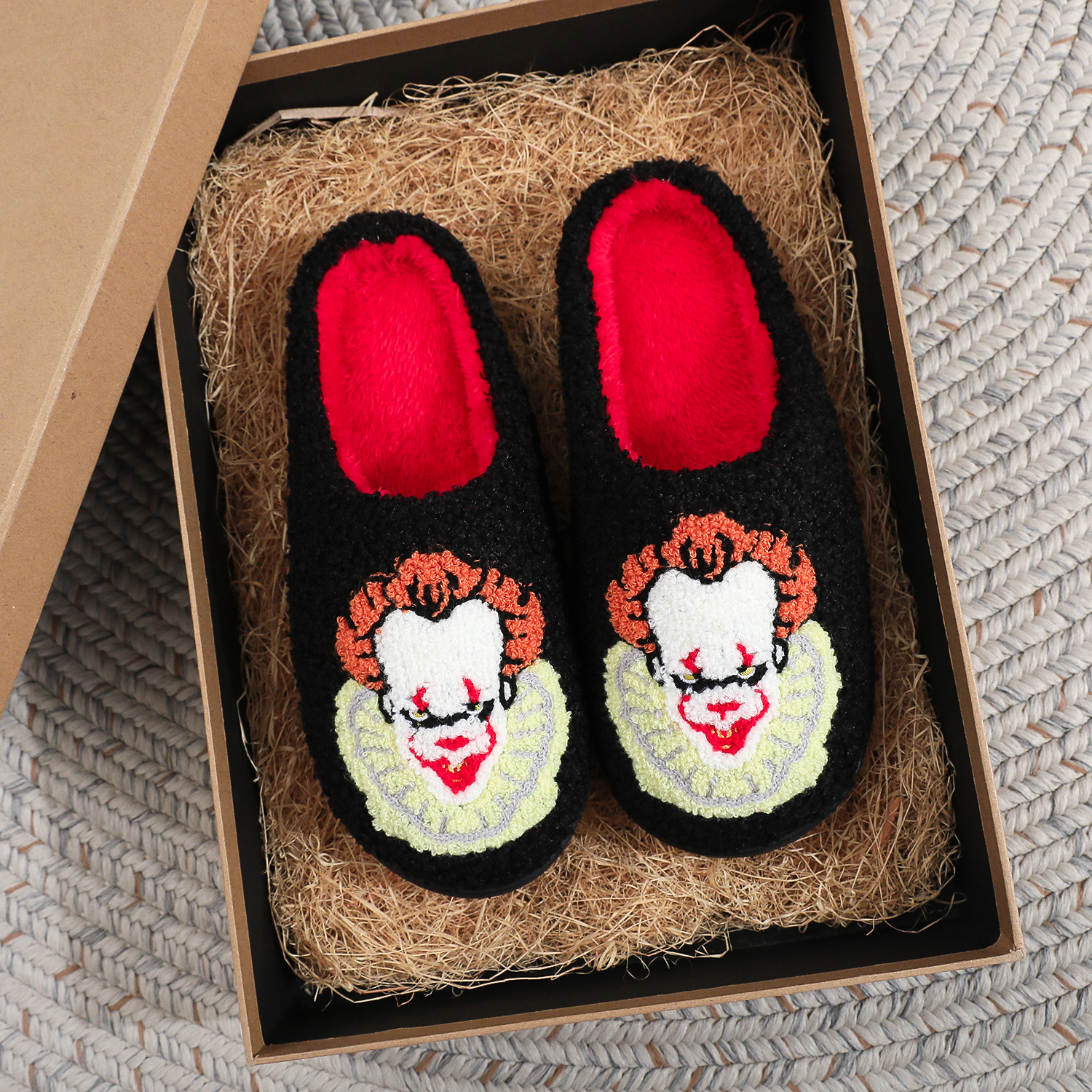 A Pair of Black Halloween Horror Clown Pattern Slippers, Halloween Gift, Christmas Gift