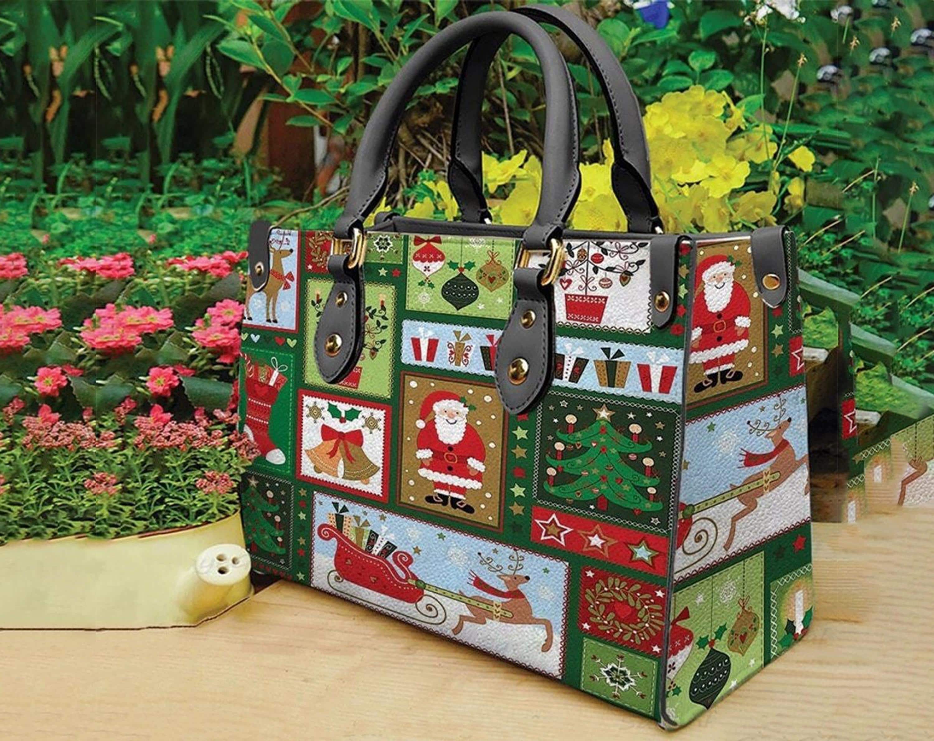 Santa Merry Christmas Women Leather Tote Bags, Christmas Leather Handbag, Christmas Bags, Christmas Handbag, Gift Women Christmas.