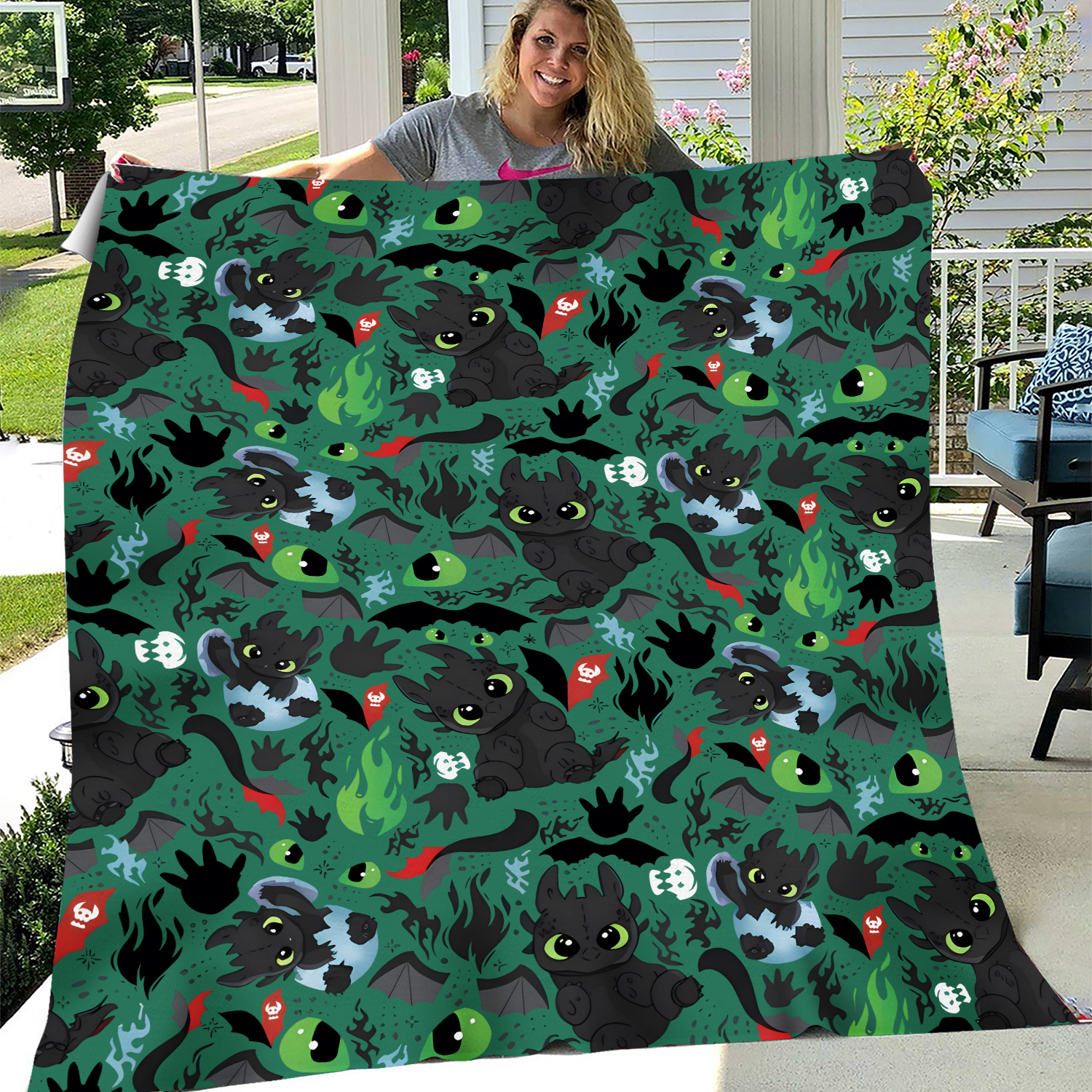 Toothless Blanket - Cute Cozy Dragon Throw for Kids and Adults