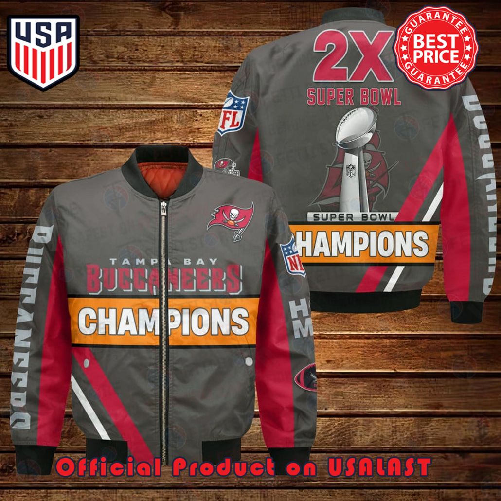 TAMPA BAY BUCCANEERS 2X SUPER BOWL CHAMPIONS DESIGN BOMBER JACKET