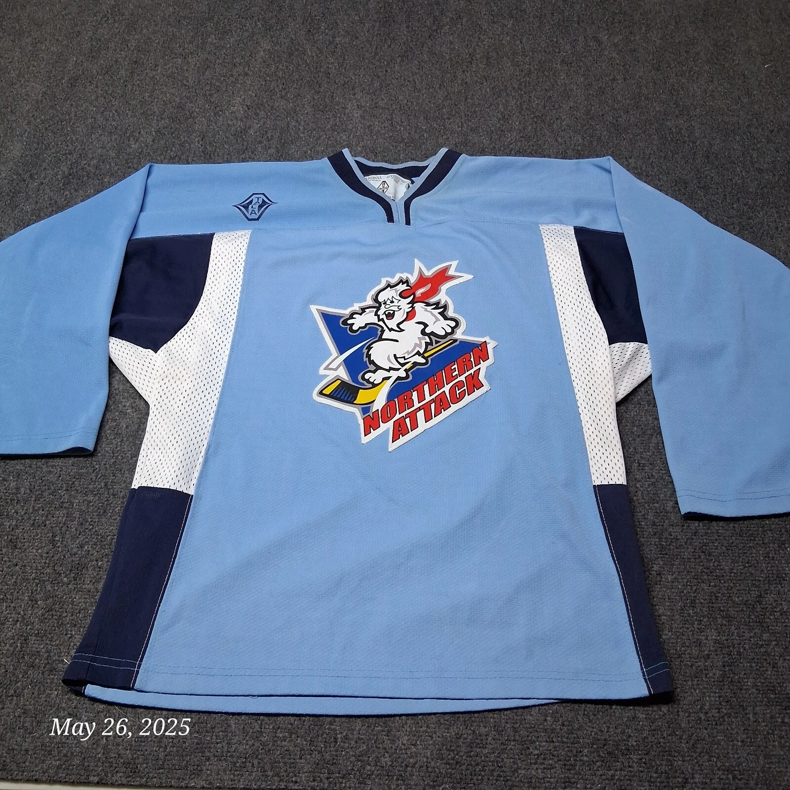 Northern Attack Hockey Jersey Large Blue Pullover Yeti Graphic Tackla