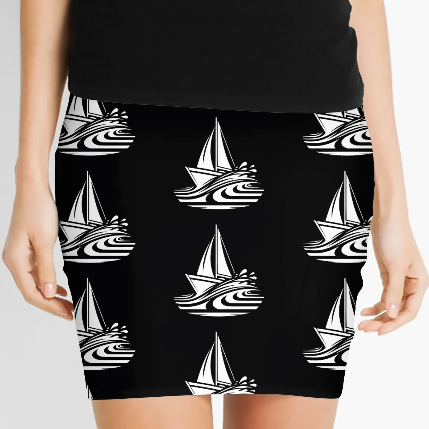 Fast Sailing Boat On Course In Big Waves Women's Mini Skirts
