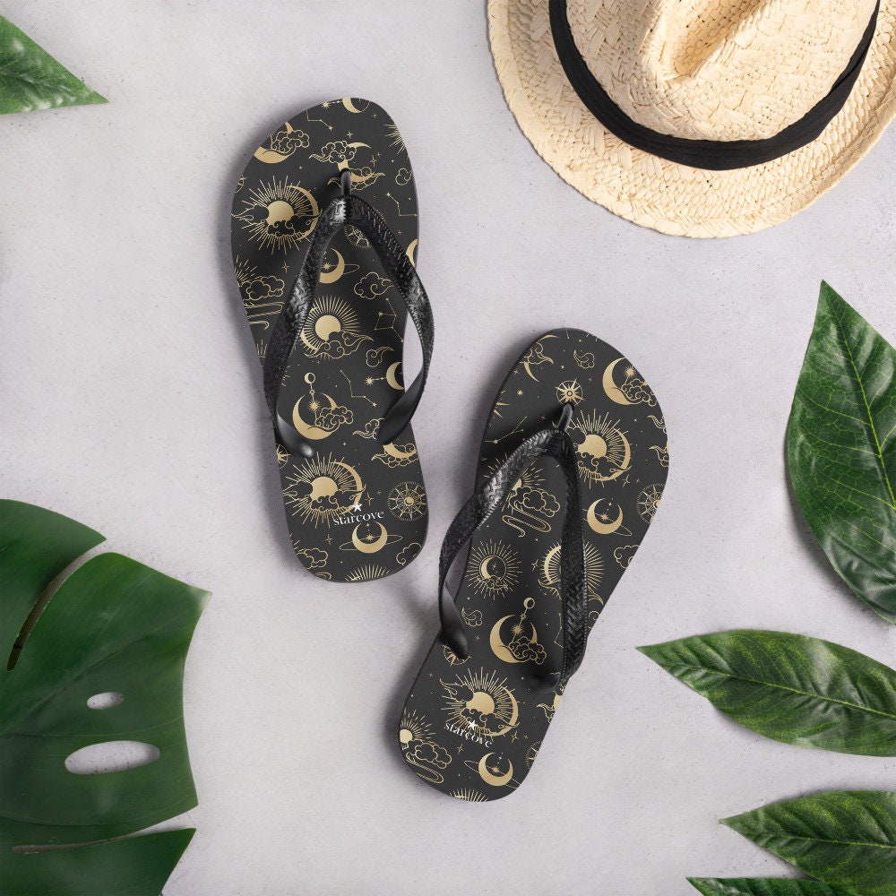 Moon Sun Flip Flops, Stars Constellation Comfortable Thong Sandals Summer Woman Men Ladies Youth Beach Print Rubber Slip On Shoes