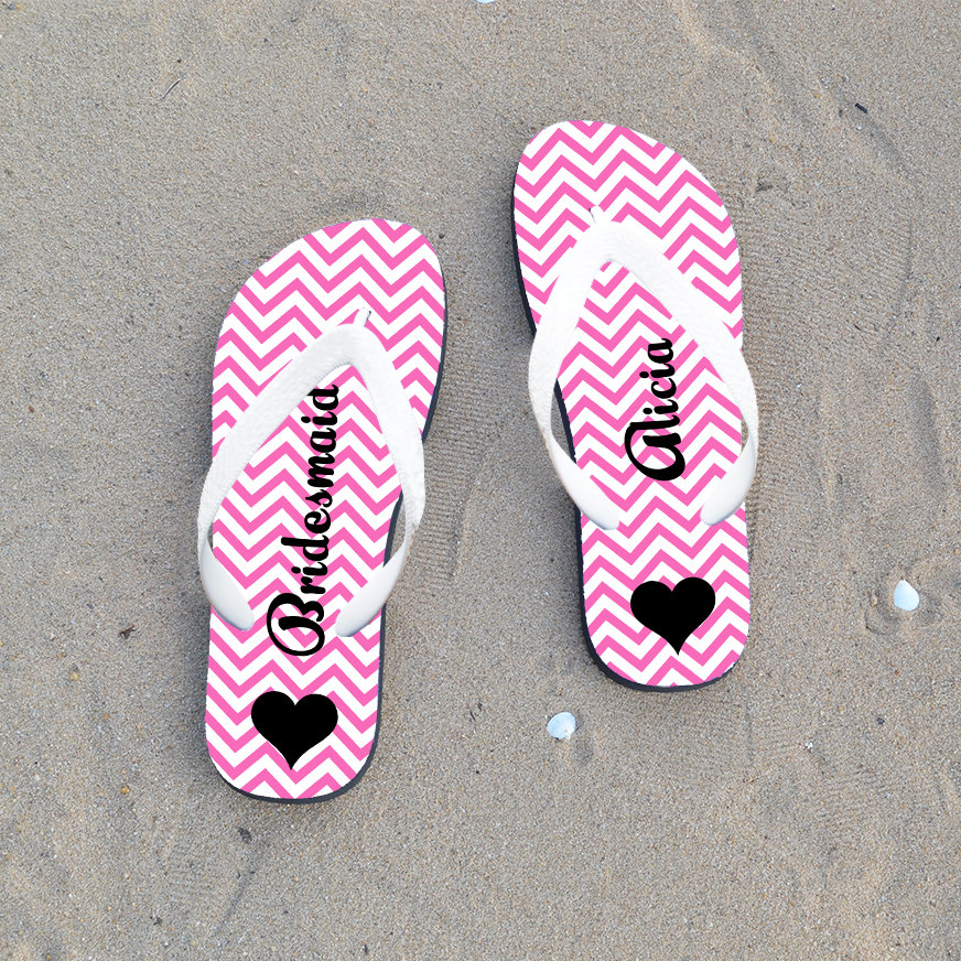 bridesmaid flip flops ,just married flip flops ,custom flip flop,flower girl flip flops ,bride and bridesmaid flip