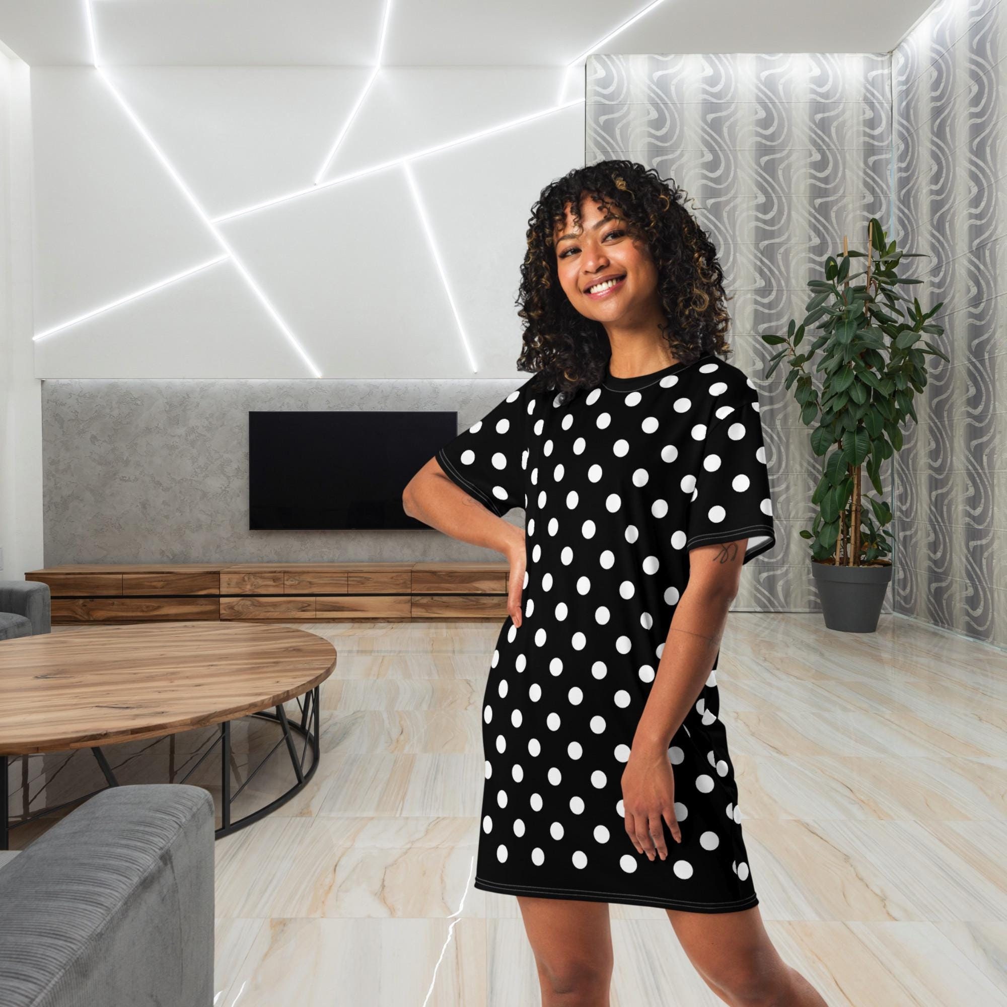 Black and White Polkadot Retro Classic Style T-Shirt Dress