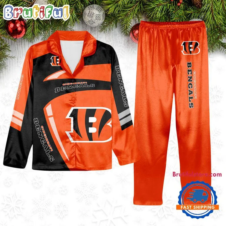 Cincinnati Football Team Winter Season Pajamas Set