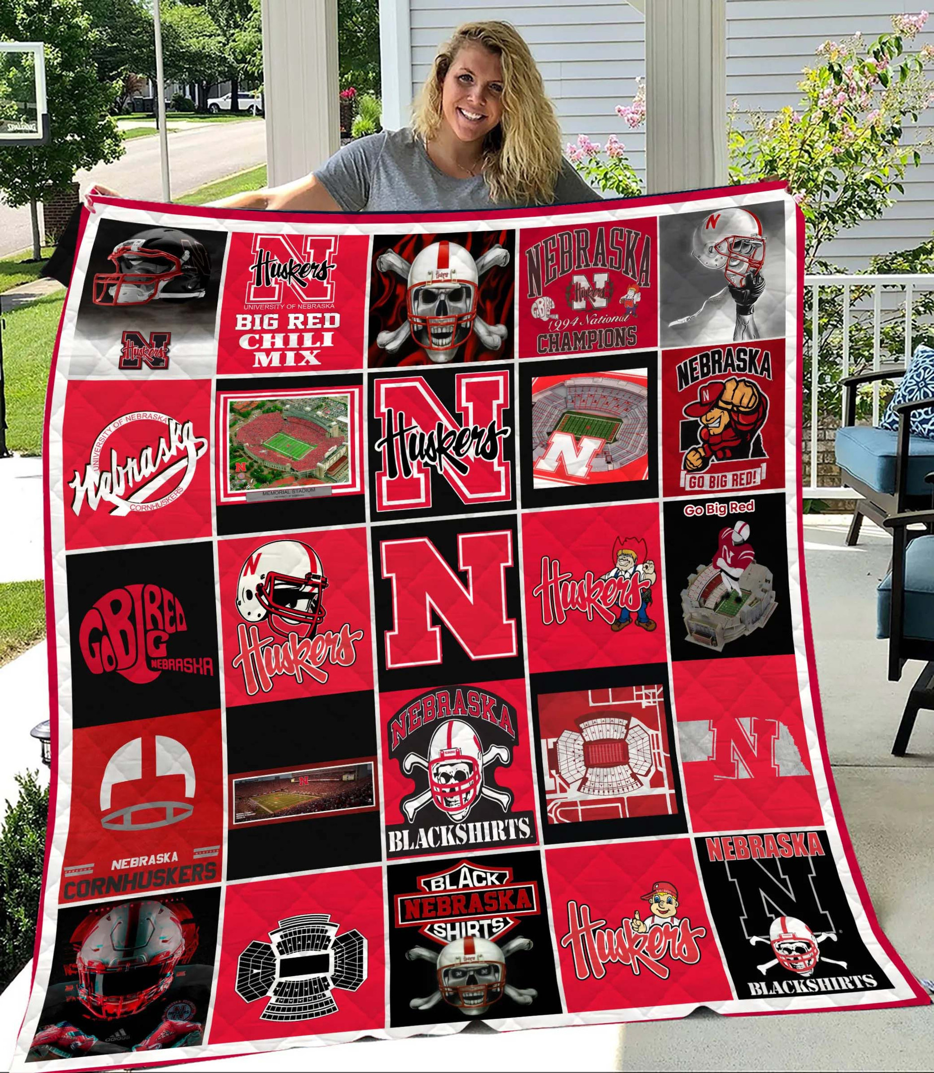 Nebraska Cornhuskers Quilt, Bedding Decor